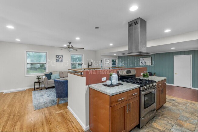 Foto del edificio - 9551 Cantwell Dr