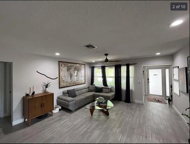 Photo - 208 Sandpiper Ave House