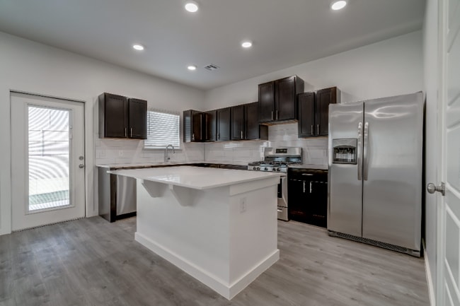 Photo - 13522 Vinita Dr Townhome