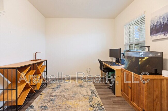 Foto del edificio - 8429 Falcon Meadow Dr