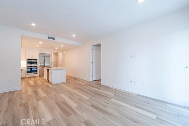 Building Photo - 1202 Rivington