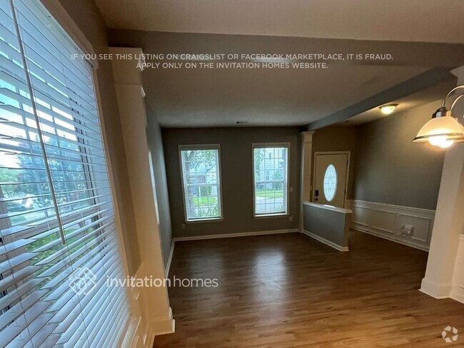 Building Photo - 13558 Weycroft Cir