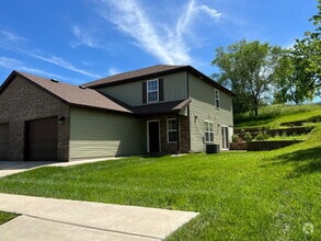 Building Photo - 106 Sunrise Cv