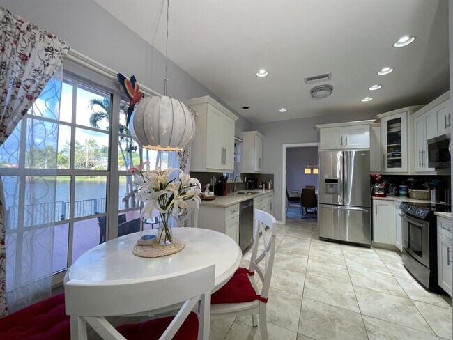 Building Photo - 11565 N Quayside Dr