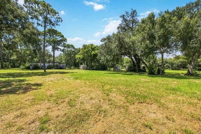 Building Photo - 6437 Spinner Dr