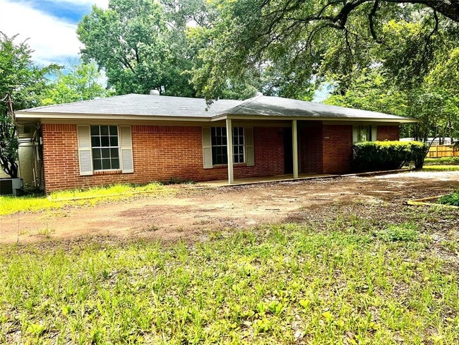 Building Photo - 29720 Shady Brook Ln