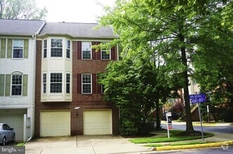 Building Photo - 9386 Van Arsdale Dr