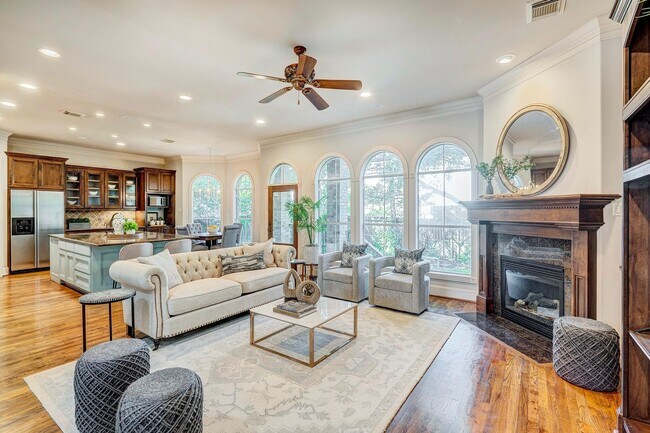 Foto del edificio - 3110 Glen Haven Blvd