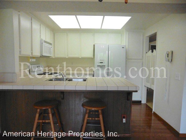 Building Photo - 3 br, 3 bath House - 10310 Crosscreek Terrace