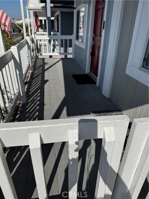 Foto del edificio - 21851 Newland St