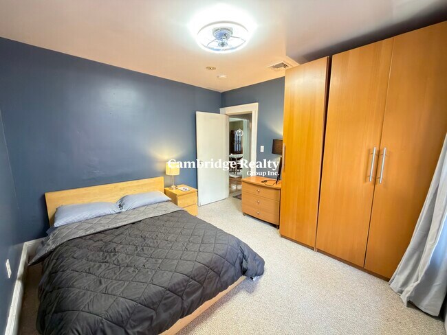 Foto del edificio - 20 Magnolia Ave