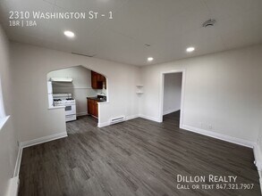 Building Photo - 2310 Washington St