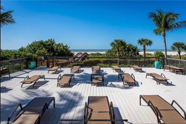 Building Photo - 100 N Collier Blvd