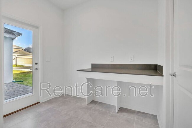 Building Photo - 6439 Blissful St