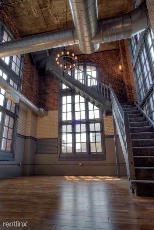 Foto del edificio - 1900 Superior Ave E