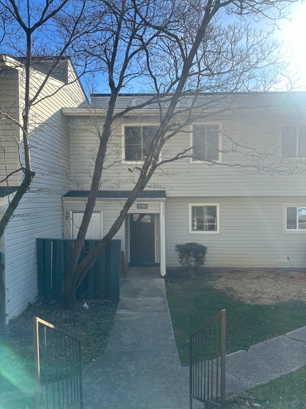 Building Photo - 4720 Walden Pond Dr