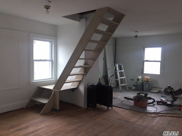 Building Photo - 216-22-216110 110th Ave