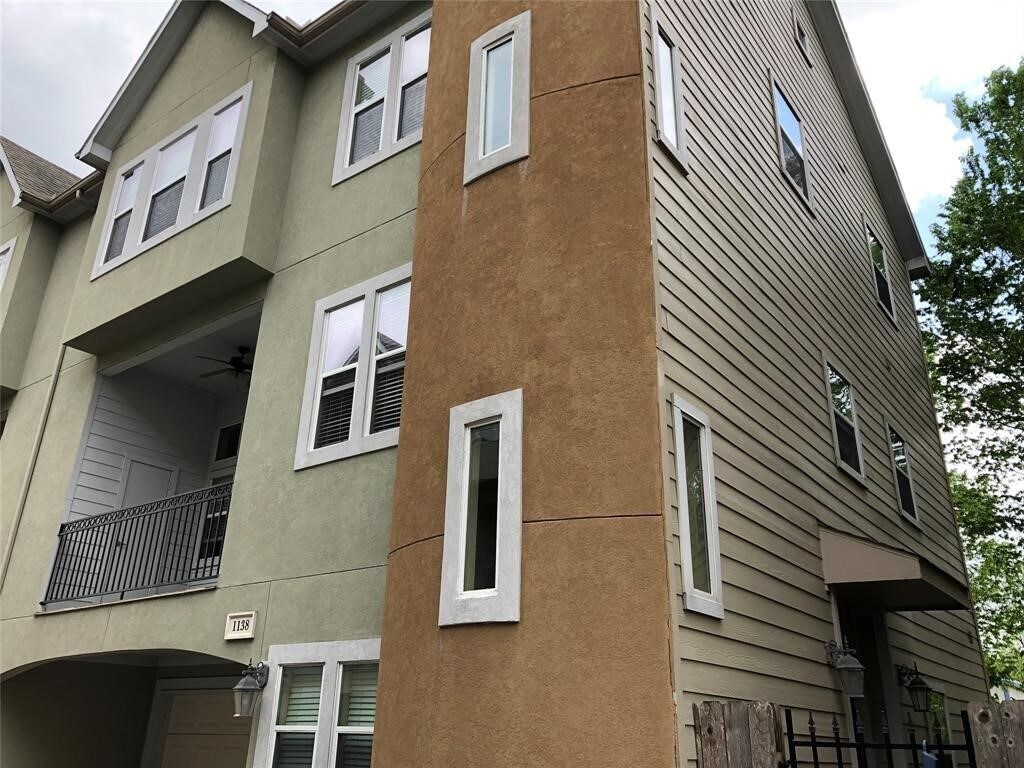 Foto principal - 1138 W 26th St