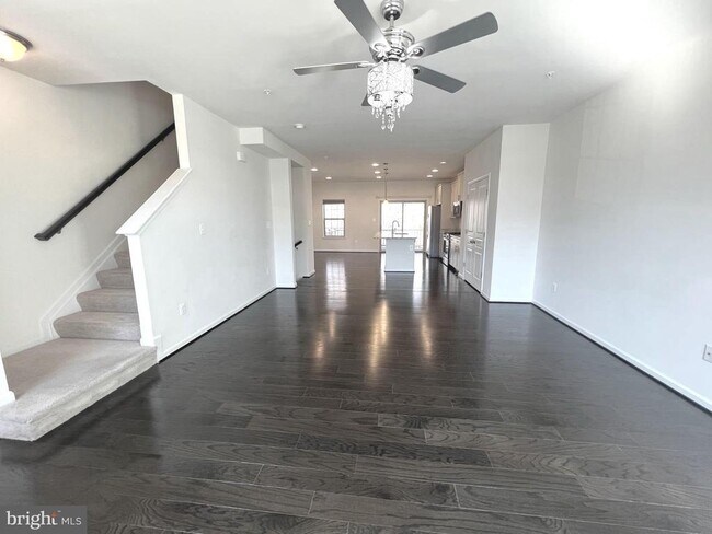 Building Photo - 620 Shore Forest Dr