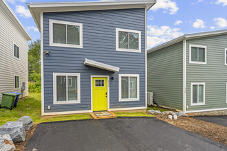 Building Photo - 110 Lager Ln