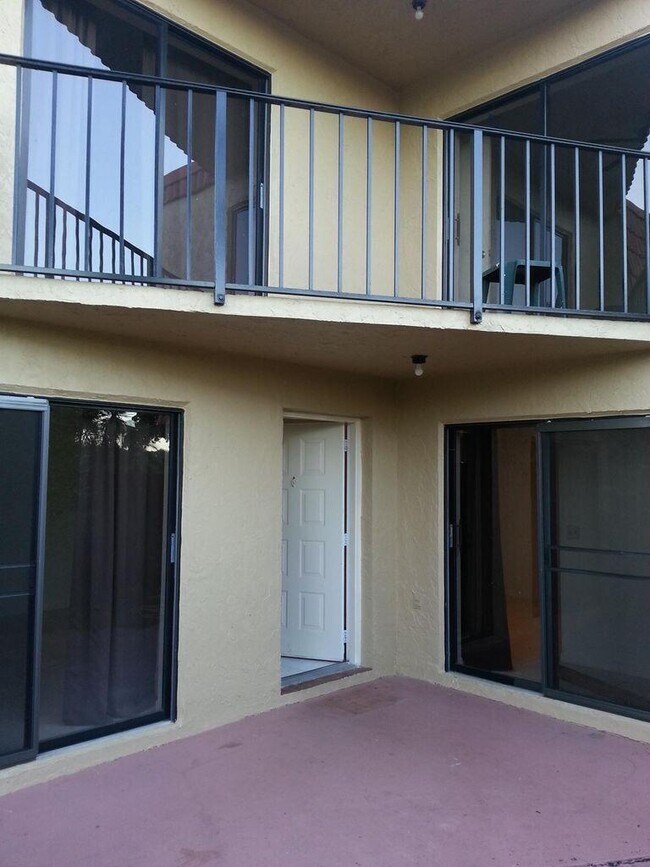 Foto del edificio - 8385  Trent C Court  Boca Raton Fl 33433