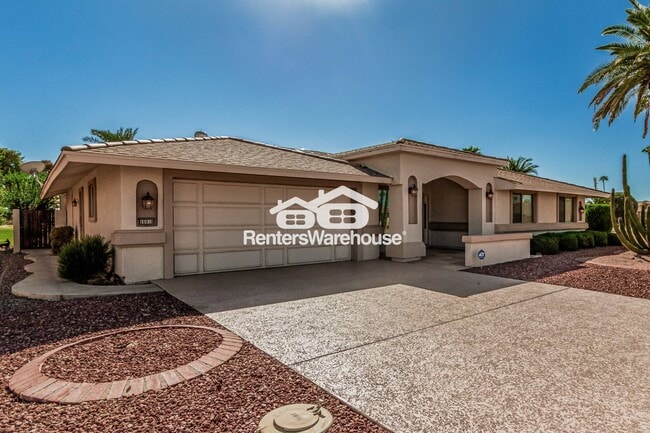 Building Photo - 16030 N Nicklaus Ln