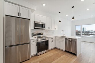 The Crown on Leland photo'