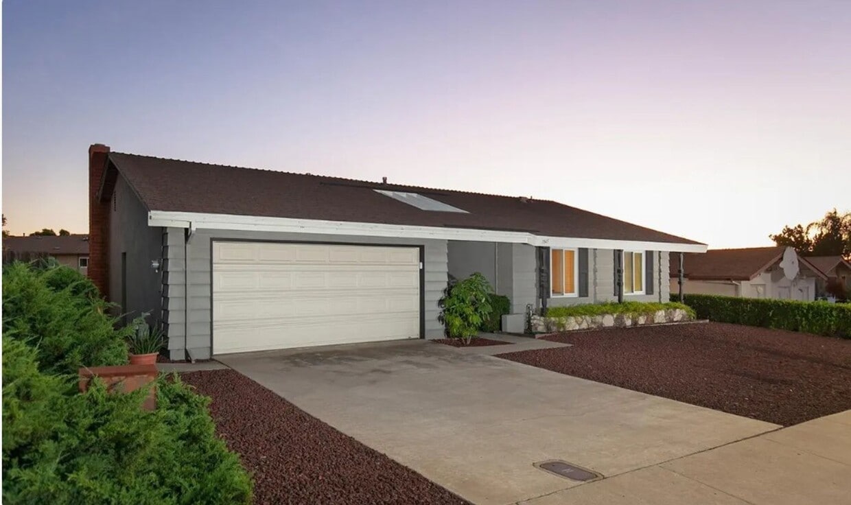 Foto principal - 7845 Tanglerod Ln