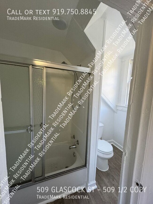 Building Photo - 1BR/1BA Apartment near Downtown Raleigh