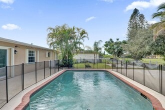 Building Photo - 22335 Boulder St