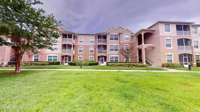 Building Photo - 7990 Baymeadows Cir E