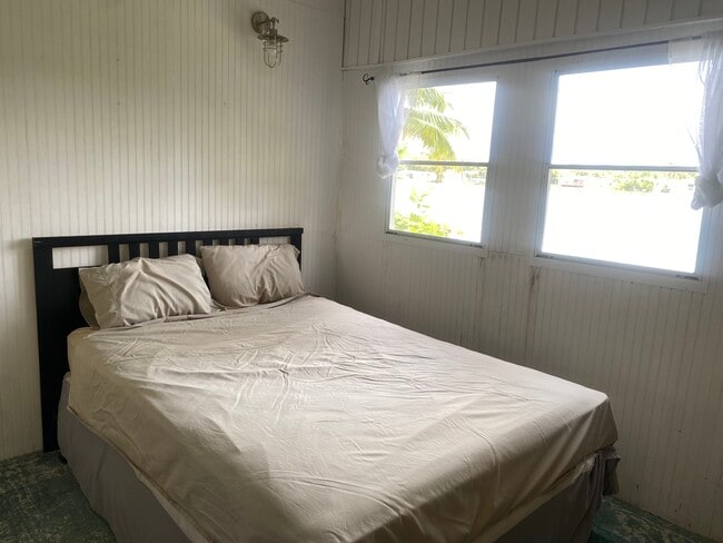 Foto del edificio - 3001 SW 18th Ter