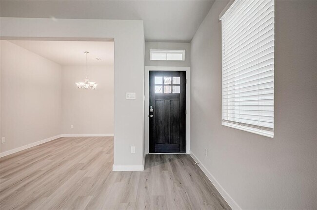 Building Photo - 14819 Slow River Ave