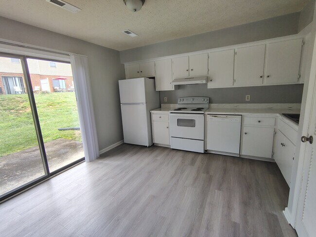 Foto del edificio - 23 Hobbs Ln