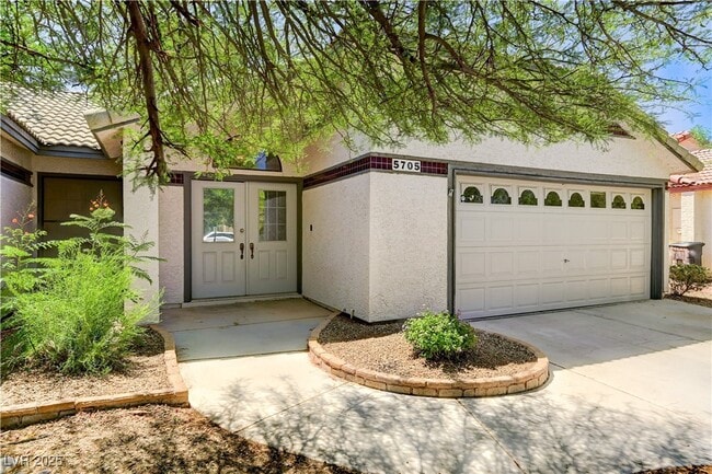 Building Photo - 5705 Sovereign Way