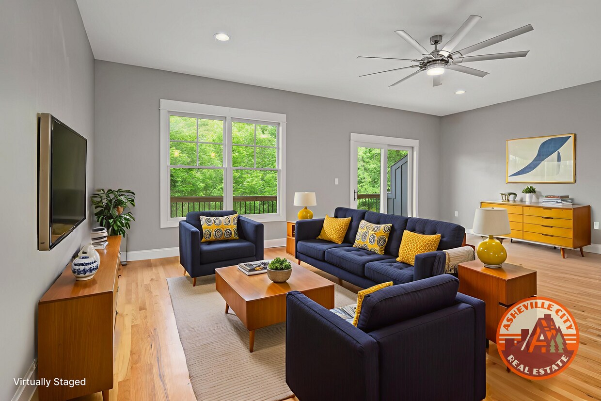 Primary Photo - Beautiful & Modern 3-Bedroom Townhome near...