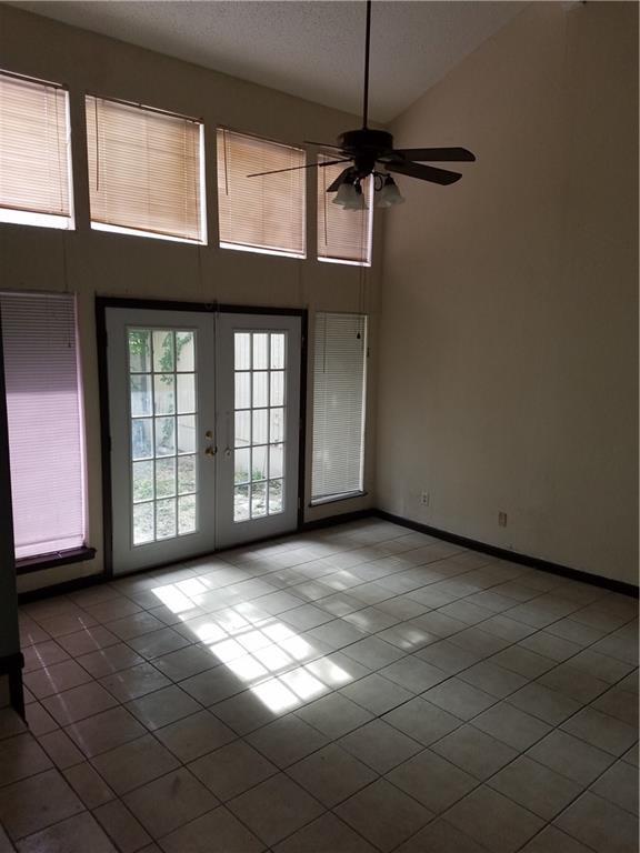 Building Photo - 8901 Newport Ln
