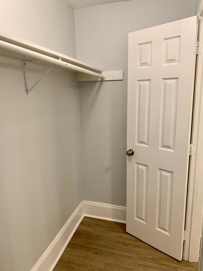 Master Walk In Closet - 4625 Keystone St