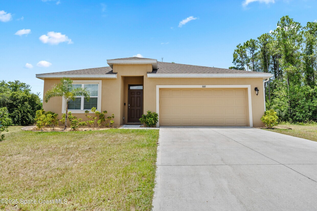 Foto principal - 1085 Cranberry Rd SE