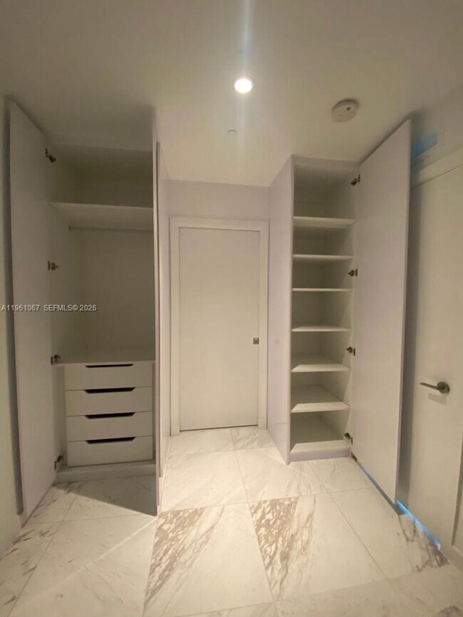 Photo - 480 NE 31st St Apartment