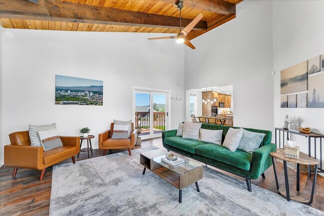 Foto del edificio - 5445 Tannerwood Dr