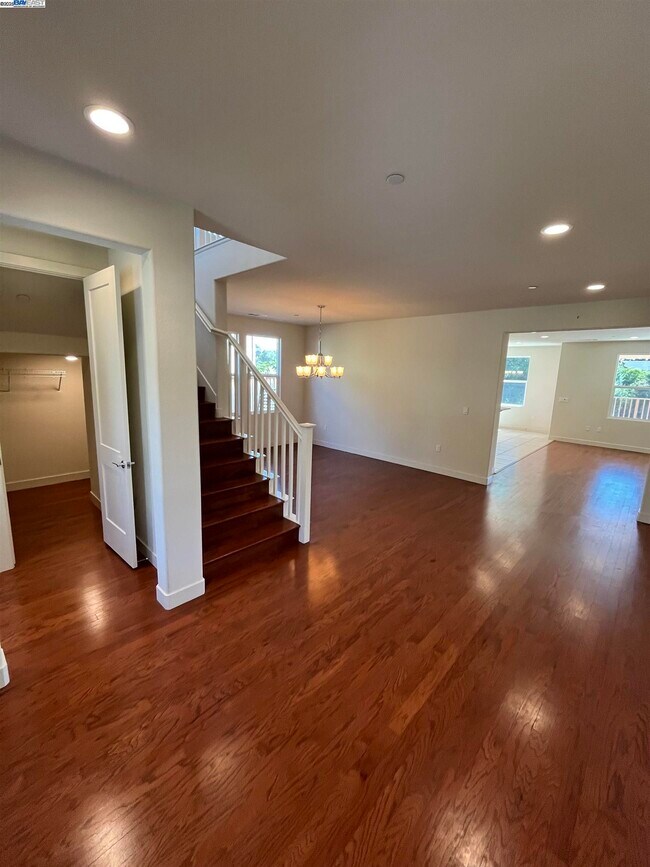 Foto del edificio - 17659 Whisper Ln