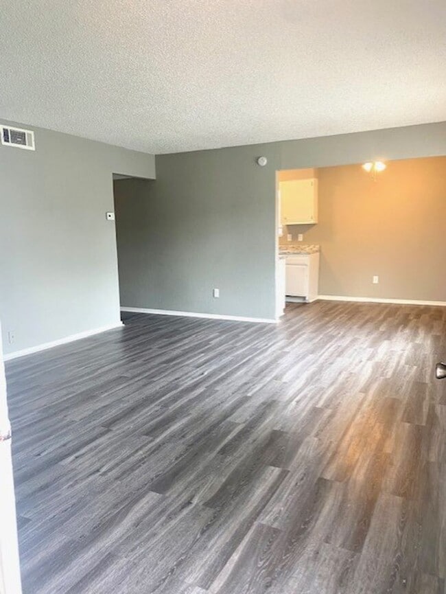 Interior Photo - Chelsea Manor is the place for you!