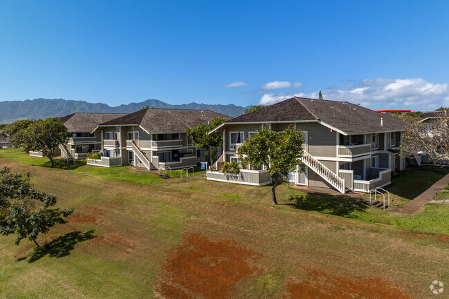 Building Photo - The Royal Palms