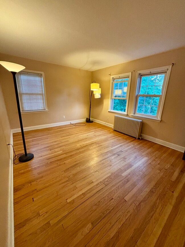 Living Room - 2228 Crescent Rd