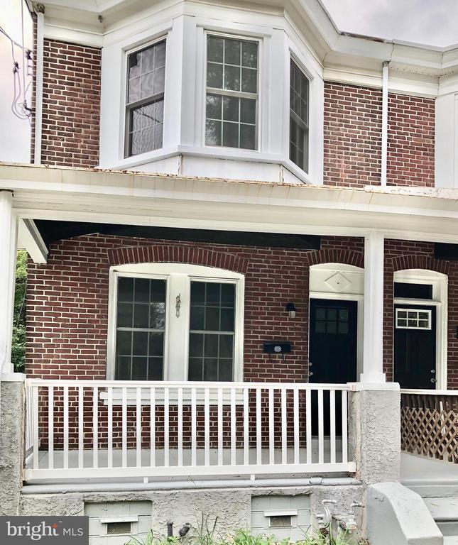 Foto principal - 927 Spring Mill Ave