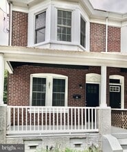 Building Photo - 927 Spring Mill Ave