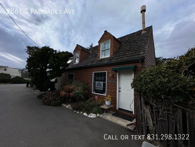 Foto del edificio - 2861 S Palisades Ave