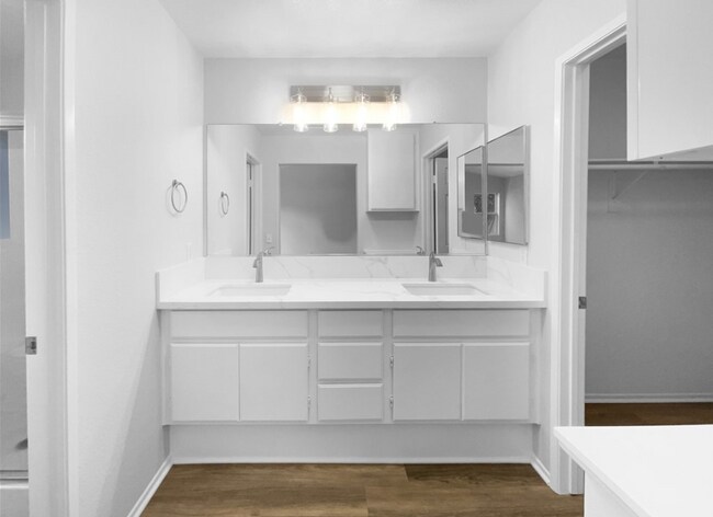 Foto del edificio - 758 Hillview St