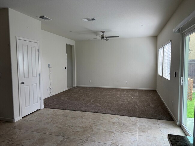 Building Photo - 4312 Ibiza Island Way